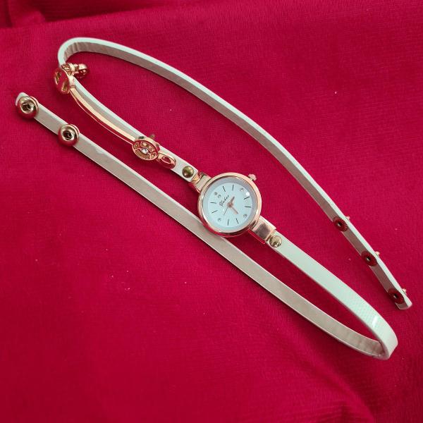 Imagem de Relógio Feminino Branco Dourado Pulseira Bracelete Strass