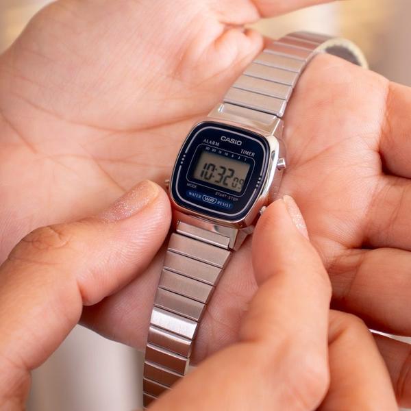 Imagem de Relógio Feminino Casio Mini Vintage Digital Prata LA670WA-2DF