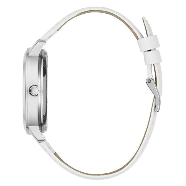 Imagem de Relógio feminino GUESS, caixa prateada de 36 mm, mostrador prateado, pulseira de couro