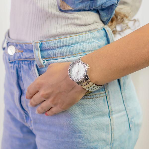 Imagem de Relógio Feminino Prata Lançamento linha Quartz Com Garantia
