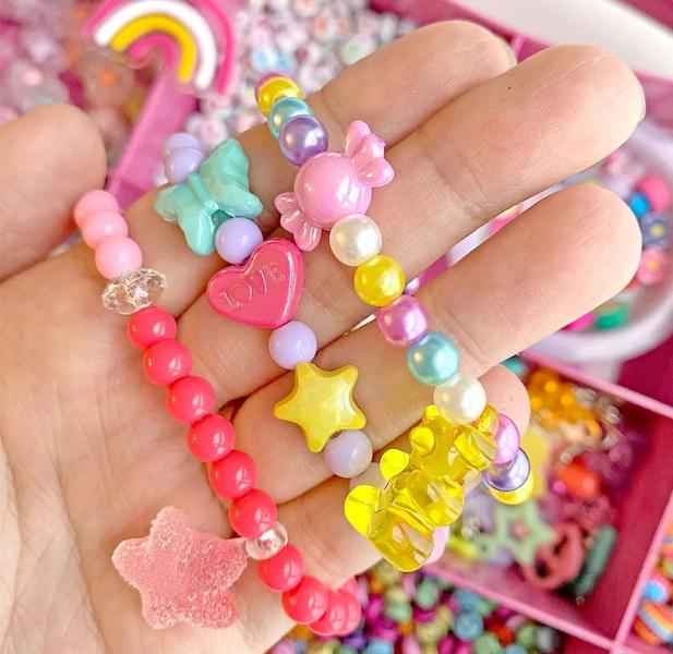 Imagem de Relógio Infantil Digital Led para Menina Bracelete Silicone + Kit miçangas Coloridas para Montar Colar Pulseiras Moda