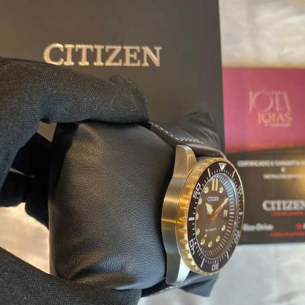 Imagem de Relógio Masculino Citizen Automático Couro Preto TZ31856U