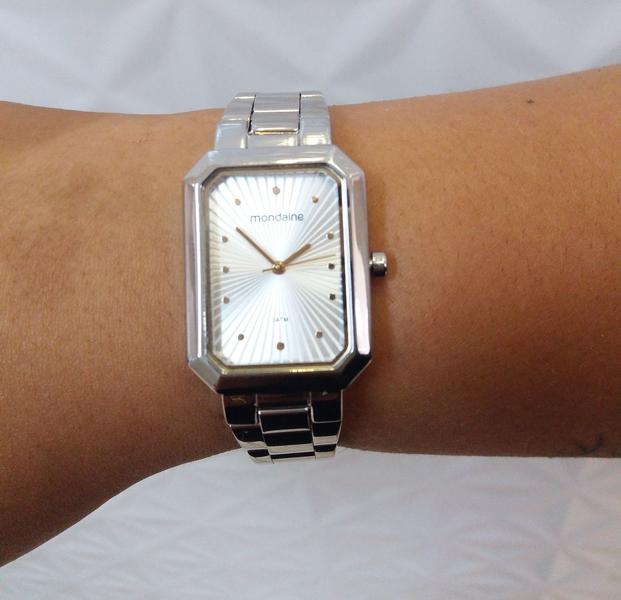 Relogio Mondaine Feminino pequeno quadrado prata social luxo 53766L0MVNE4 Imagem de Relogio Mondaine Feminino pequeno quadrado prata social luxo 53766L0MVNE4