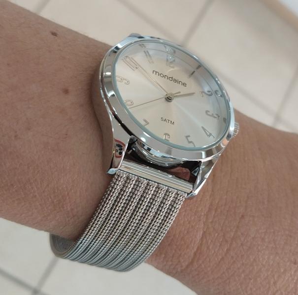 Imagem de Relogio Mondaine Feminino prata com numeros pulseira malha de aço esteira mesh moderno sofisticado 99710L0MVNE3