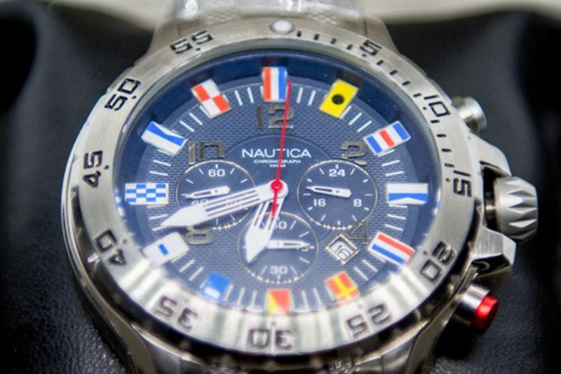 Imagem de Relógio Nautica N20502G Prata e Azul com Bandeiras Cronografo Aço