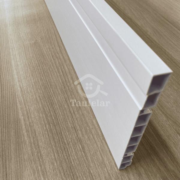 Imagem de Rodapé De PVC Branco 15Cm Barra de 2,40 Metros