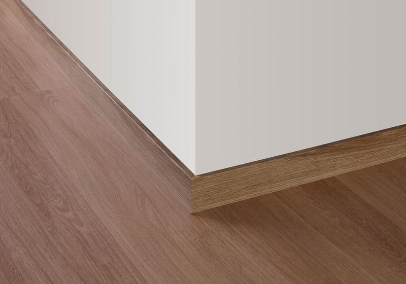 Rodapé Piso Laminado 2,40x8cm Catedral Notre Dame 701 Quick-Step Imagem de Rodapé Piso Laminado 2,40x8cm Catedral Notre Dame 701 Quick-Step