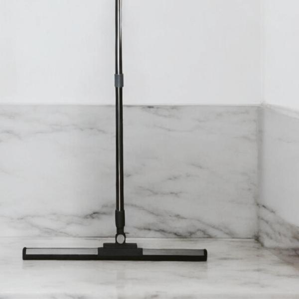 Rodo Vassoura Mágica De Silicone 36 Cm Cabo De 160cm Flytex Imagem de Rodo Vassoura Mágica De Silicone 36 Cm Cabo De 160cm Flytex