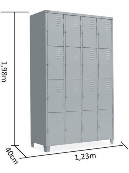 Imagem de Roupeiro em aço com 16 portas pequenas