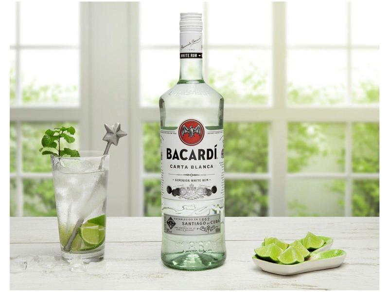Rum Bacardi Carta Blanca Branco 980ml Imagem de Rum Bacardi Carta Blanca Branco 980ml
