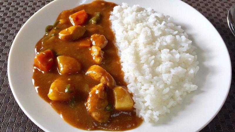S&B Golden Curry Karakuchi 92g (Forte) Imagem de S&B Golden Curry Karakuchi 92g (Forte)