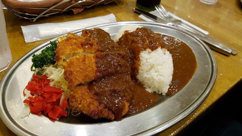 S&B Golden Curry Karakuchi 92g (Forte) Imagem de S&B Golden Curry Karakuchi 92g (Forte)