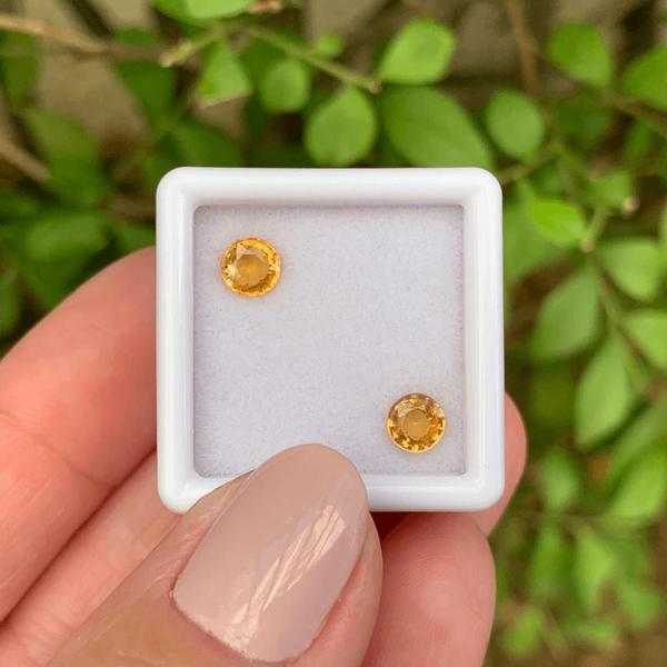 Imagem de Safira Laranja Brilhante ø5mm Par 1,27ct