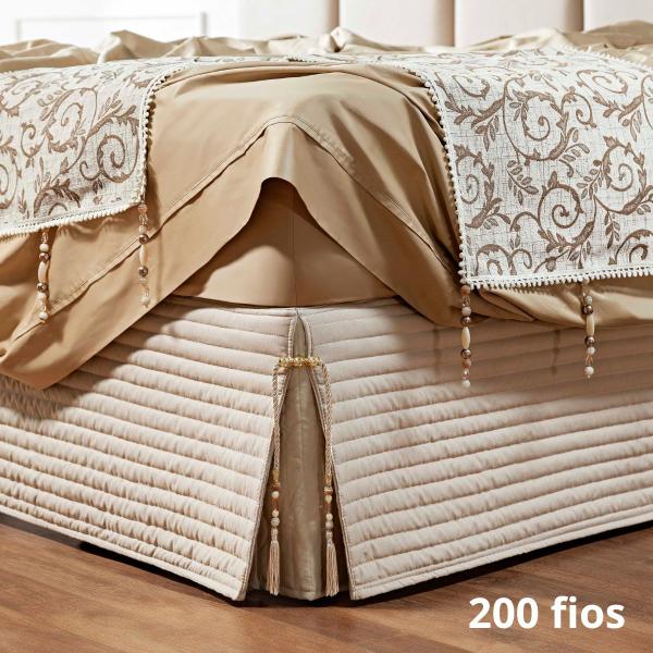 Imagem de Saia Box Cama King 200 Fios Matelada Com Pedraria Bege