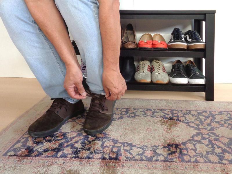 Imagem de Sapateira Banco de Piso para Closets e Quartos 8 Pares Sapatos - Preto Laca