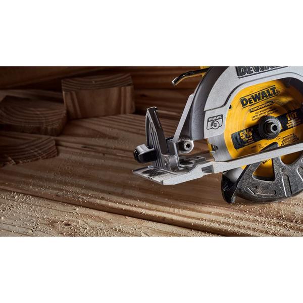 Imagem de Serra circular DEWALT DCS512J1 XTREME 12V MAX* 5-3/8 pol.