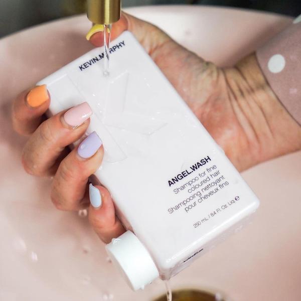 Imagem de Shampoo KEVIN MURPHY Angel Wash 250mL promove o crescimento do cabelo