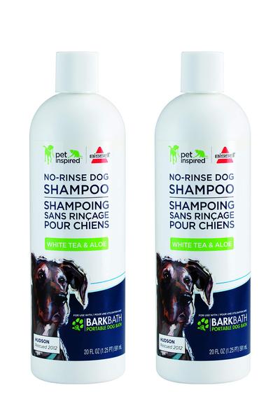 Imagem de Shampoo para cães Bissell White Tea e Aloe No-Rinse para BARKBATH, pacote com 2 unidades