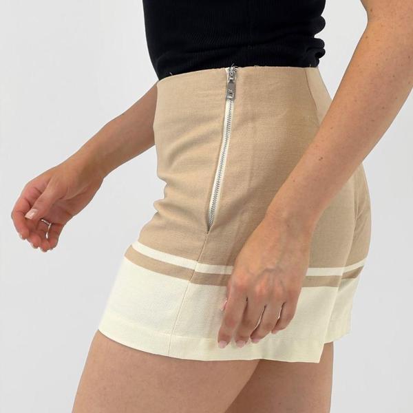 Imagem de Shorts Hering Curto em Tecido Feminino