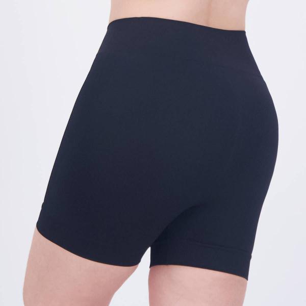 Imagem de Shorts Selene Canelado Sem Costura Feminino Preto