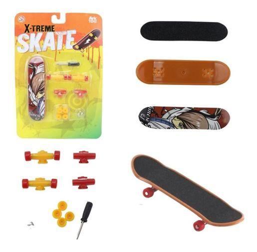 Imagem de Skate De Dedo C/Lixa Fingerboard +Pcs Brinquedo Barato