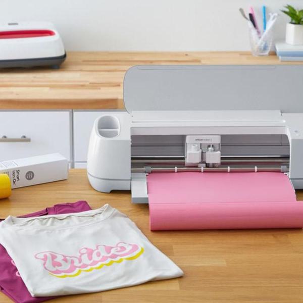 Smart Transfer Amarelo - Cricut - 33x90cm - 01 Unid Imagem de Smart Transfer Amarelo - Cricut - 33x90cm - 01 Unid