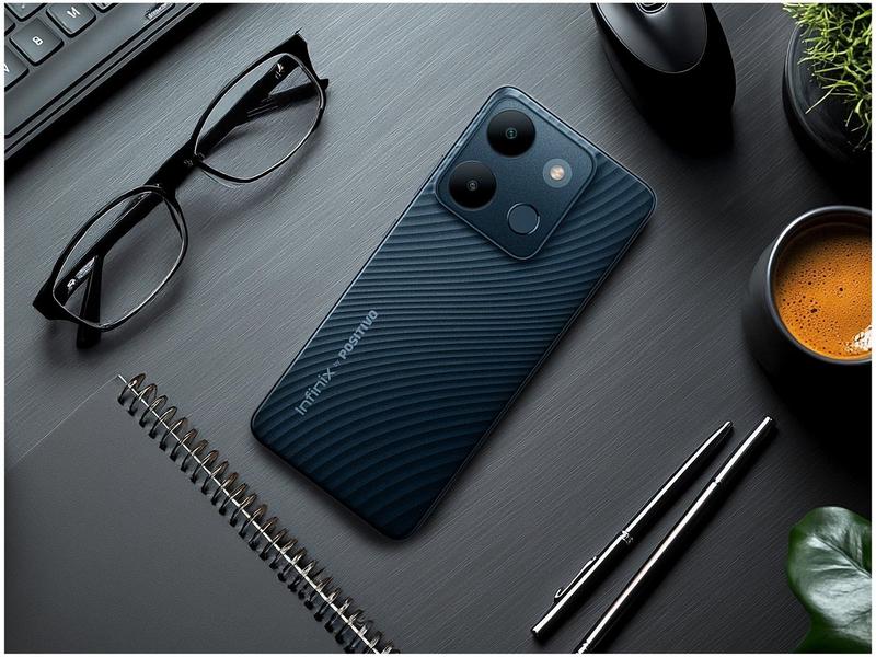 Smartphone Infinix Smart 7 64GB Preto 4G MediaTek 3GB RAM 6,6
