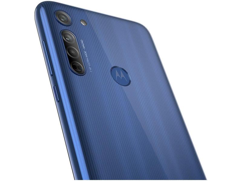 Imagem de Smartphone Motorola Moto G8 64GB Azul Capri 4G 4GB RAM Tela 6,4” Câm. Tripla + Câm. Selfie 8MP