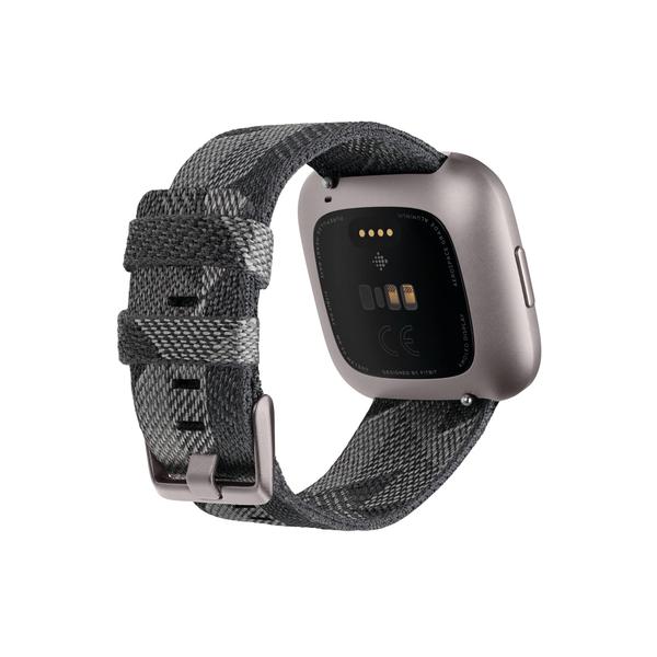 Imagem de Smartwatch Fitbit Versa 2 de edição especial de saúde e fitness com frequência cardíaca, música, Alexa embutida, monitoramento de sono e natação, tecido de fumaça/cinza nebuloso, tamanho único (faixas S e L incluídas)