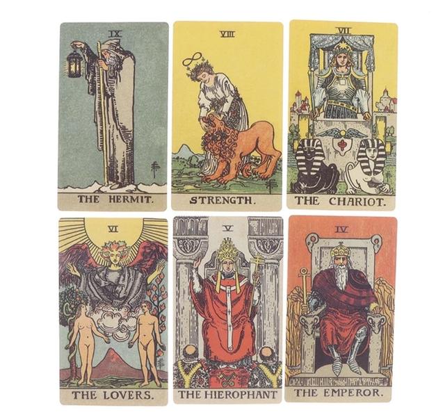 Imagem de Smith Waite Tarot Deck Borderless Edition Em Lata Com Bordas Prateadas Tarô Rider Waite Baralho de Cartas de Oráculo