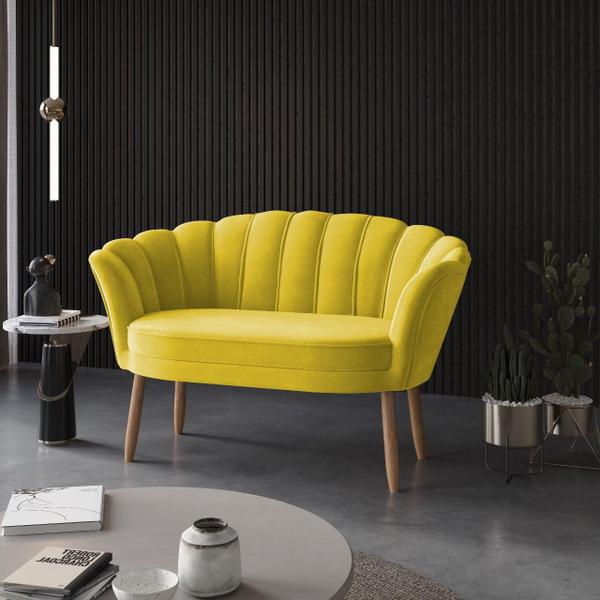 Imagem de Sofá Namoradeira Decorativa Pétala Luxo Veludo Amarelo Pés Palito - Visan Estofados