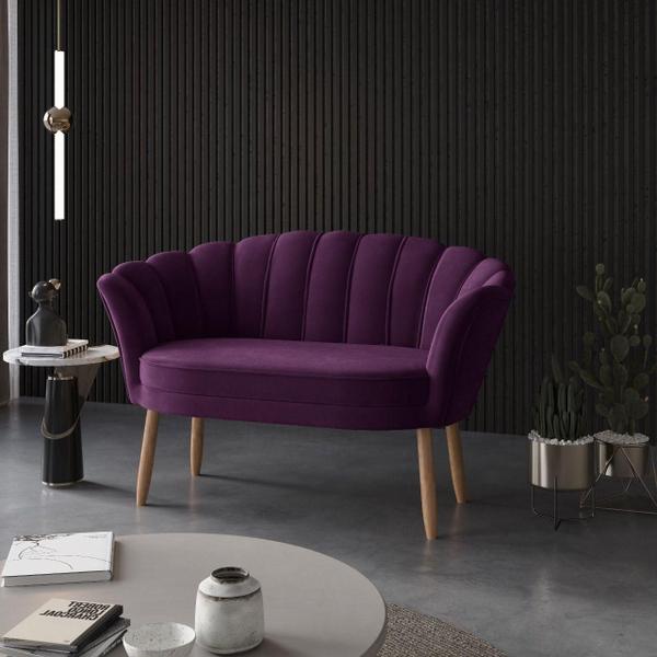 Imagem de Sofá Namoradeira Decorativa Pétala Luxo Veludo Roxo Pés Palito - Visan Estofados