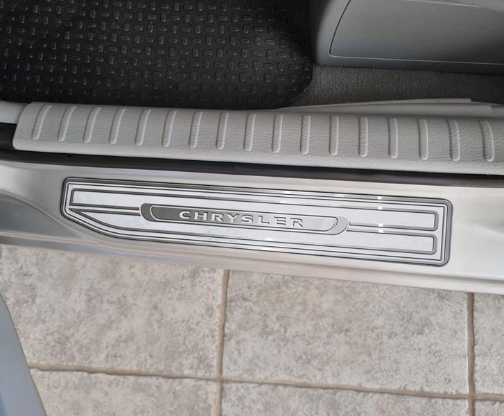 Imagem de Soleira Alto Relevo Aço Inox Chrysler Pt Cruiser 2000 A 2010