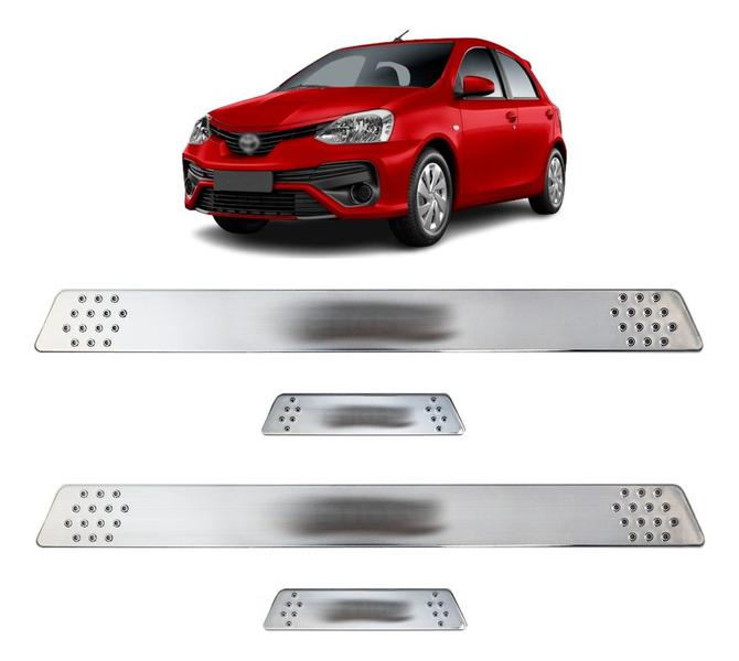 Imagem de Soleira para Porta Lateral Tuning Esportiva para carros 4 Portas (ABS) CROMADO Personalizado ETIOS