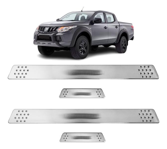 Imagem de Soleira para Porta Lateral Tuning Esportiva para carros 4 Portas (ABS) CROMADO Personalizado L200 TRITON