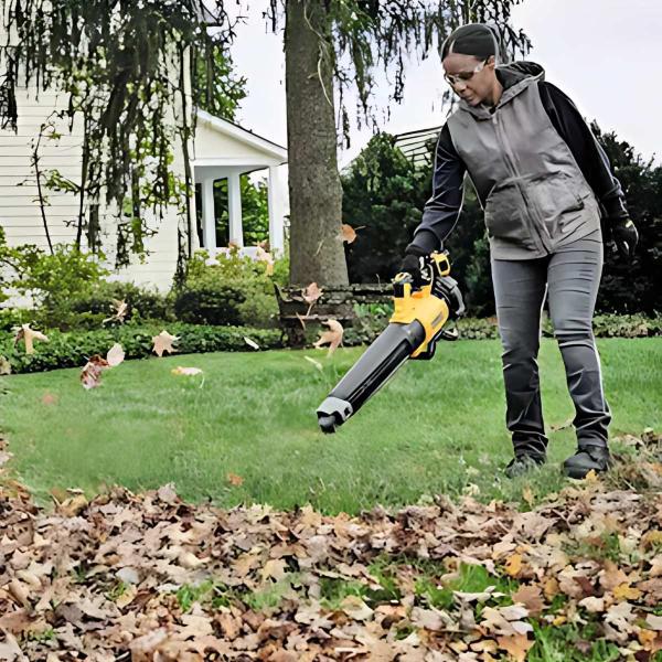 Imagem de Soprador de Folhas 20V Max Brushless Com Carregador DeWalt