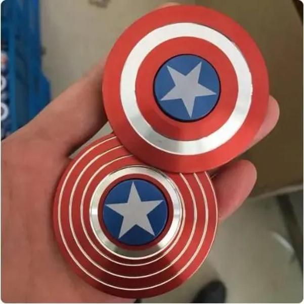 Imagem de Spinner Capitão América Com Embalagem De Metal