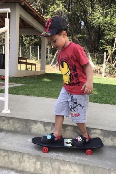 Imagem de Super Skate Radical Colorido Plástico 4 Rodas Brinquedo