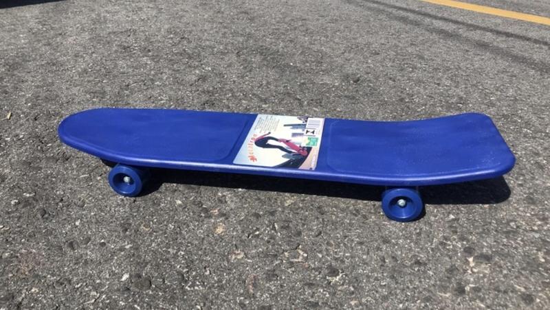 Imagem de Super Skate Radical de Plástico Colorido 4 Rodas Brinquedo Varias Cores Divertido