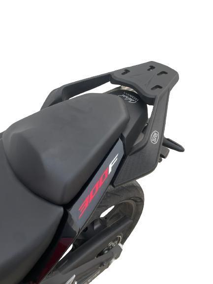 Imagem de Suporte Bau Bagageiro Honda Twister CB 300F 2023 diante CB300F- Fiber Force