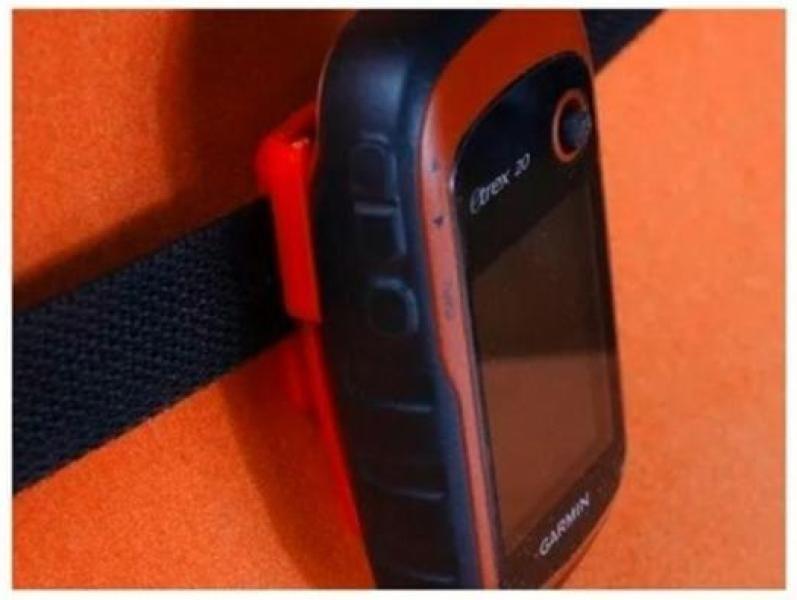 Imagem de Suporte Com Presilha Para Mochila Cinta Garmin Etrex Trilha