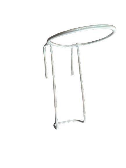 Suporte Porta Copo - Bebedouro ou Porta Alimento - Malha Fina e Malha Larga - Animalplast Imagem de Suporte Porta Copo - Bebedouro ou Porta Alimento - Malha Fina e Malha Larga