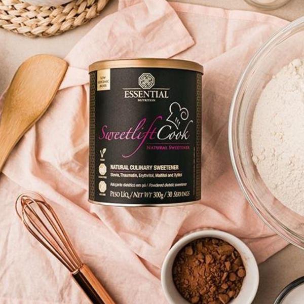 Sweetlift Cook Adoçante Natural 300g Essential Nutrition Imagem de Sweetlift Cook Adoçante Natural 300g Essential Nutrition