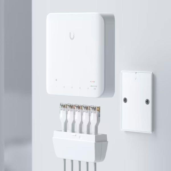 Imagem de Switch Ubiquiti Unifi G2 5P (4P) Poe USW-FLEX I