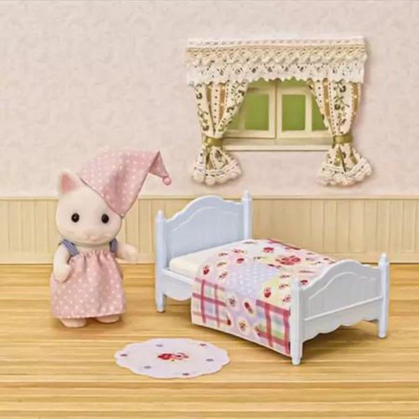 Imagem de Sylvanian Families Conjunto Cama Menina Gato Primavera 5681