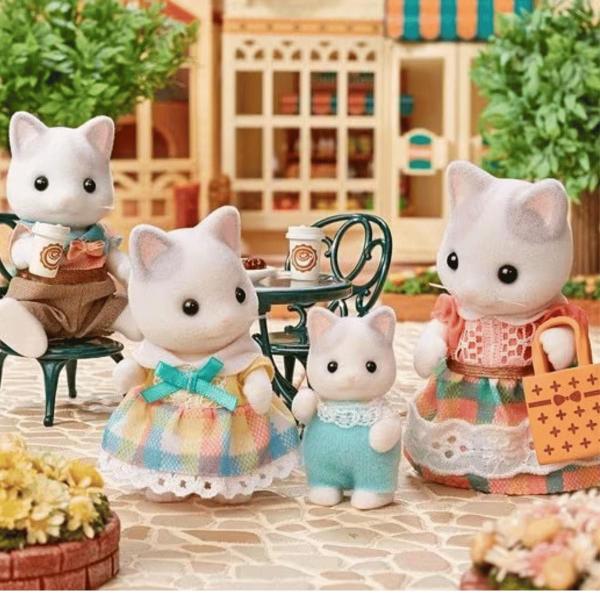 Imagem de Sylvanian Families Família dos Gatos de Leite 3+ 5738 Epoch