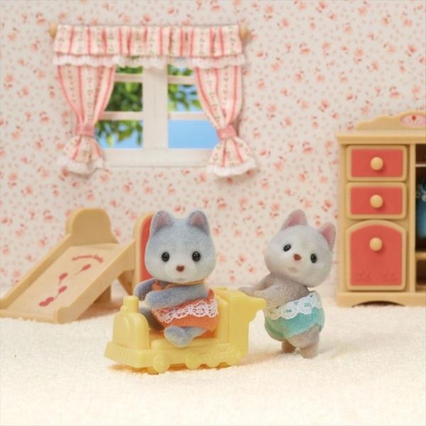 Imagem de Sylvanian Families Gêmeos Huskys Com Trenzinho Epoch - 5638