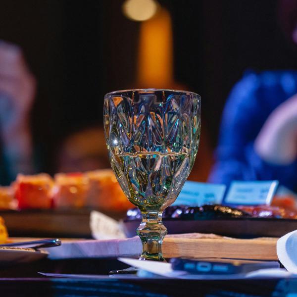 Imagem de Taça De Vidro Para Agua Vinho Suco Diamond Furta Cor -24 UN