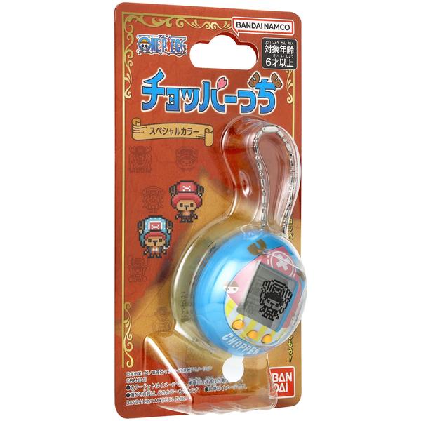 Imagem de Tamagotchi Nano x One Piece New World com brinquedo Chopper