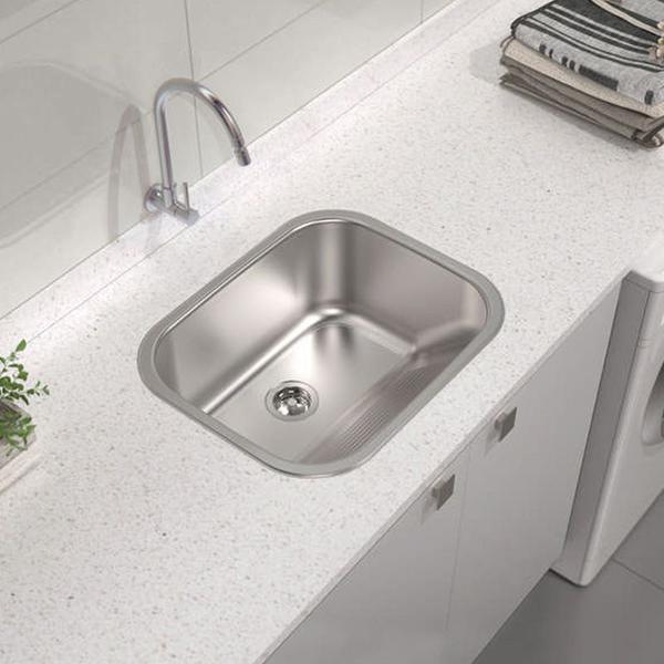 Tanque de Encaixe Hera em Aço Inox Acetinado 34 Litros 50x40 cm c/ Válvula 3 1/2 Tramontina Imagem de Tanque de Encaixe Hera em Aço Inox Acetinado 34 Litros 50x40 cm c/ Válvula 3 1/2 Tramontina